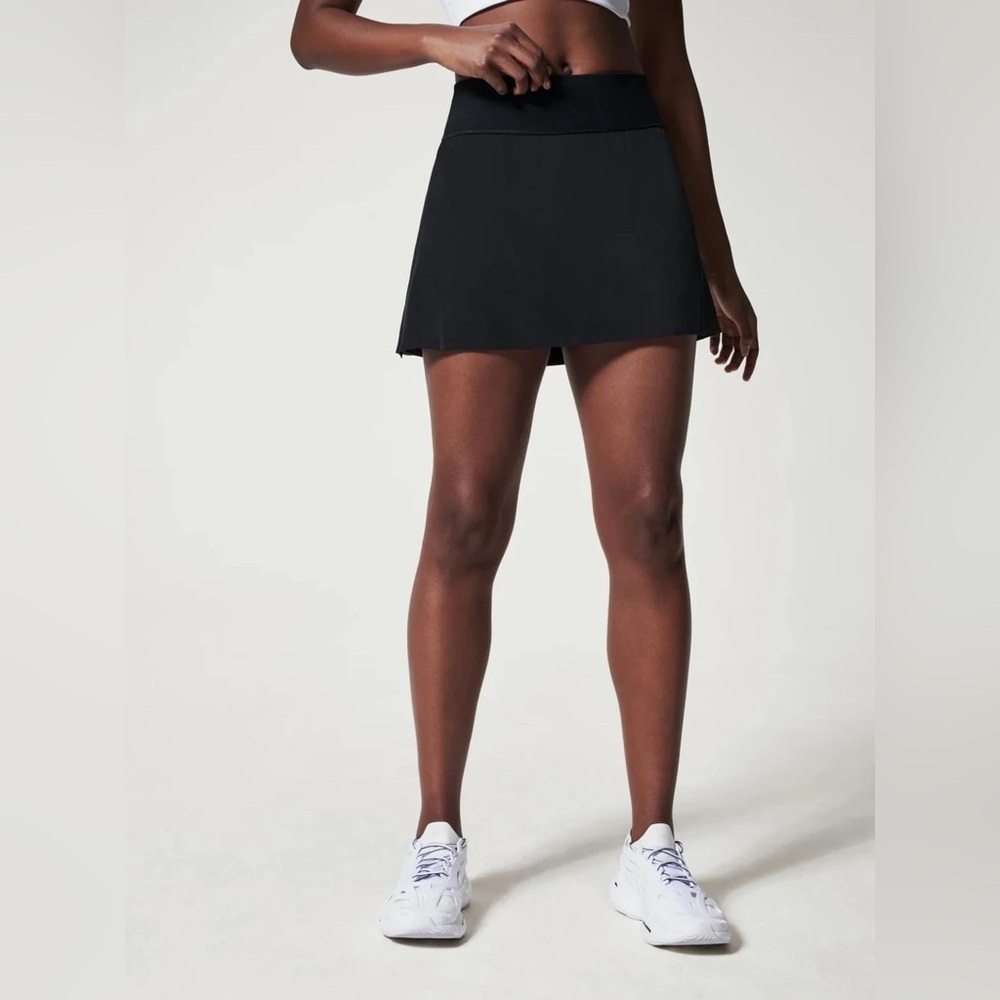 SPANX Get Moving Black Skort - Small